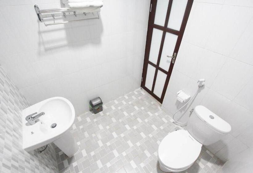 جناح مزود بتراس, Beone House Jogja