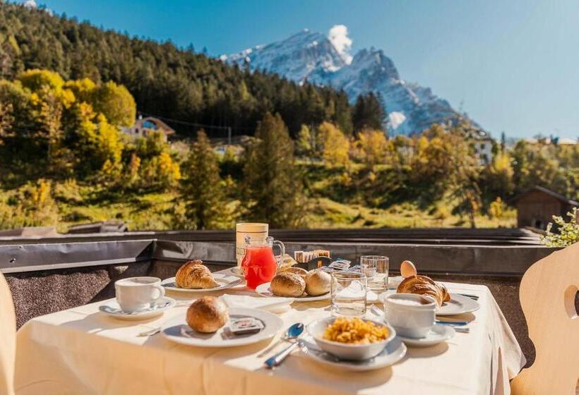 Номер Deluxe с Балконом, Locanda Montana