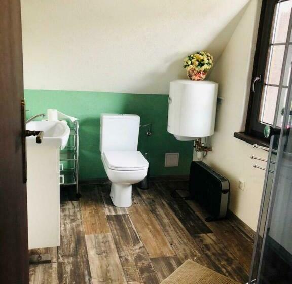 スタンダードトリプルルーム, Penzion A Reštaurácia Hanišberg