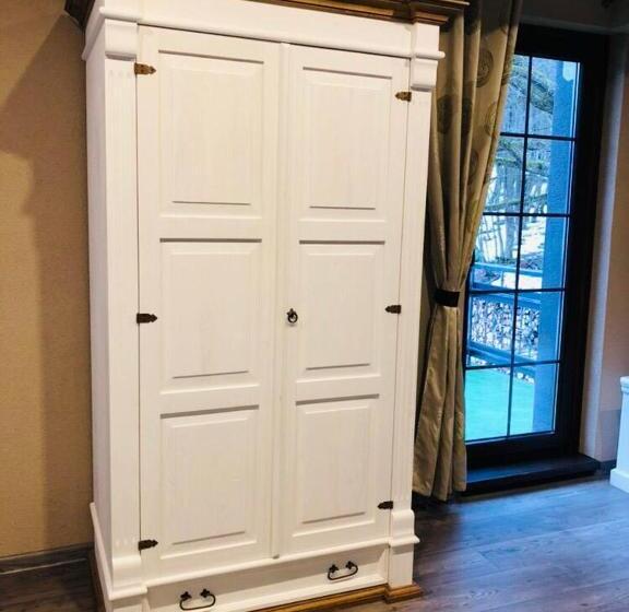 バルコニー付き１ベッドルームアパートメント, Penzion A Reštaurácia Hanišberg