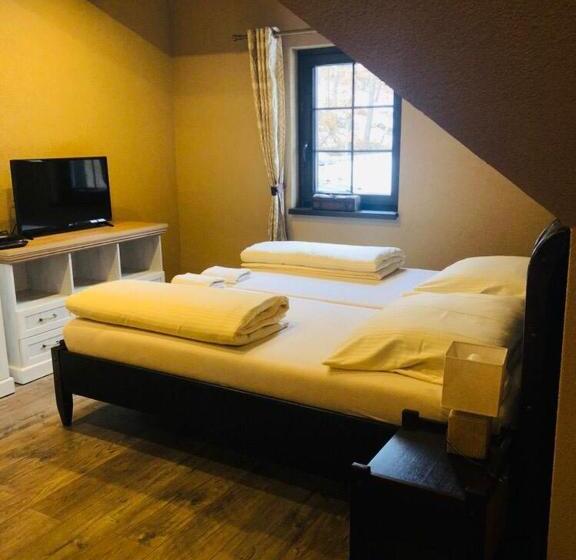 スタンダードルーム, Penzion A Reštaurácia Hanišberg