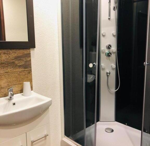 スタンダードルーム, Penzion A Reštaurácia Hanišberg