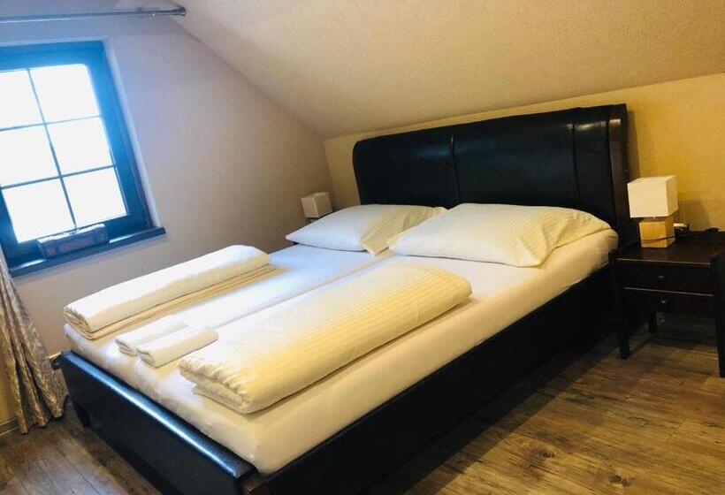 Номер Стандарт, Penzion A Reštaurácia Hanišberg