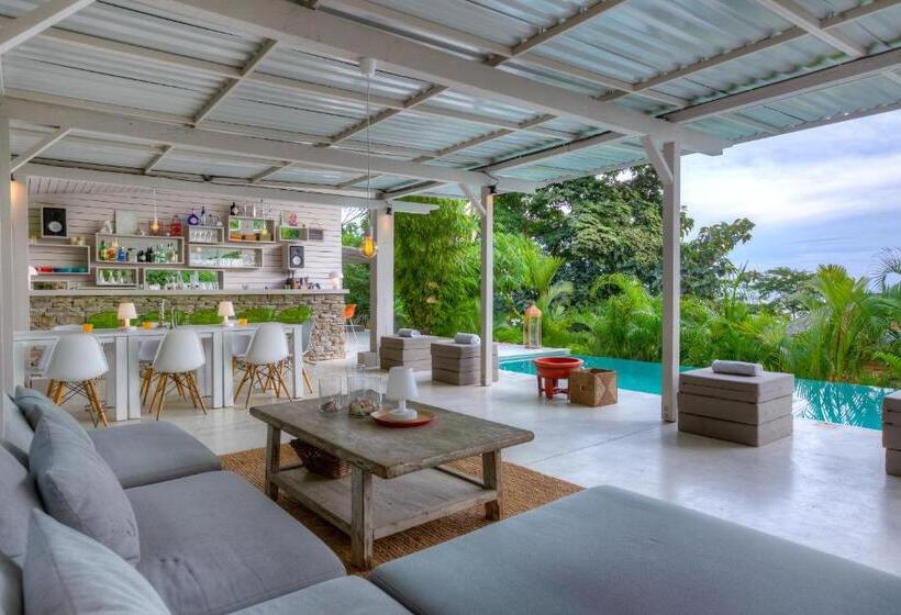 חדר דלוקס נוף לים, Akwa Resorts Ocean View