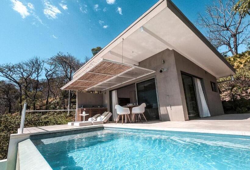 בקתה דלוקס, Akwa Resorts Ocean View