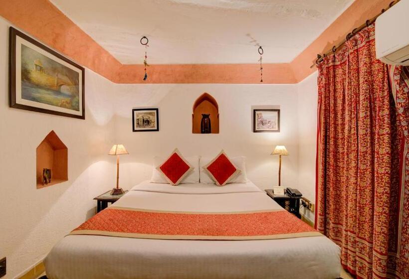 Quarto Deluxe, Fort Dadhikar, Alwar