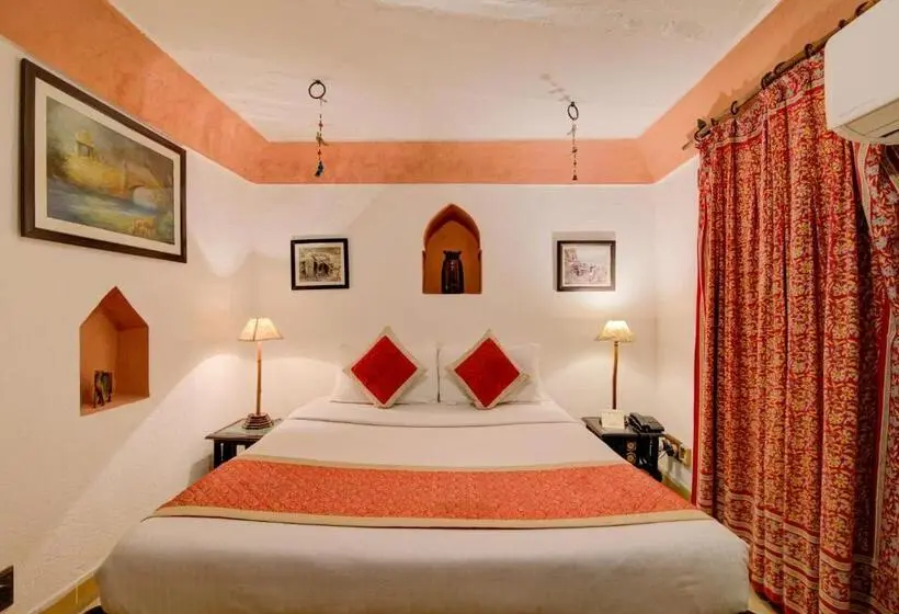 Chambre Deluxe, Fort Dadhikar, Alwar