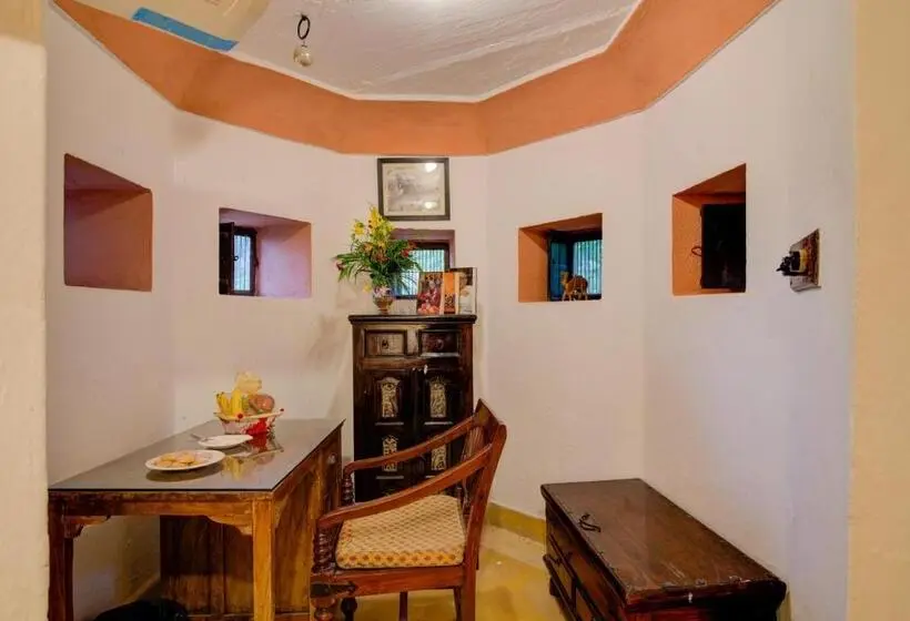 Chambre Deluxe, Fort Dadhikar, Alwar