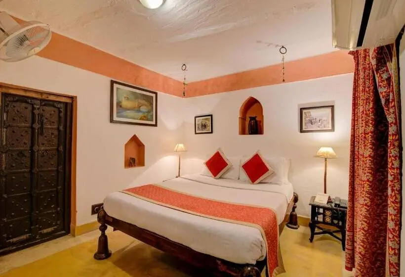Chambre Deluxe, Fort Dadhikar, Alwar