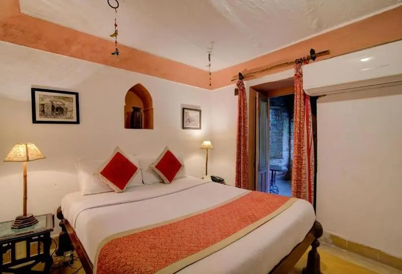 Chambre Deluxe, Fort Dadhikar, Alwar