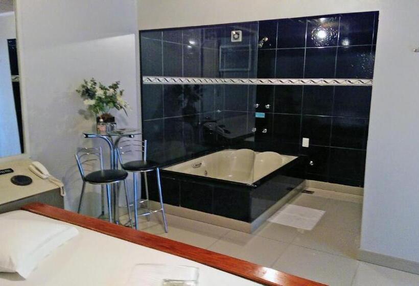 ハイドロマッサージバス付きスイート, Motel Cisne Blumenau