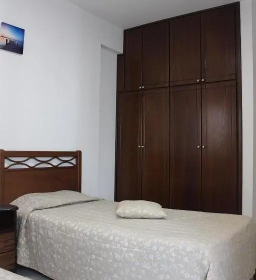 海の見える１ベッドルームアパートメント, Petsas Apartments