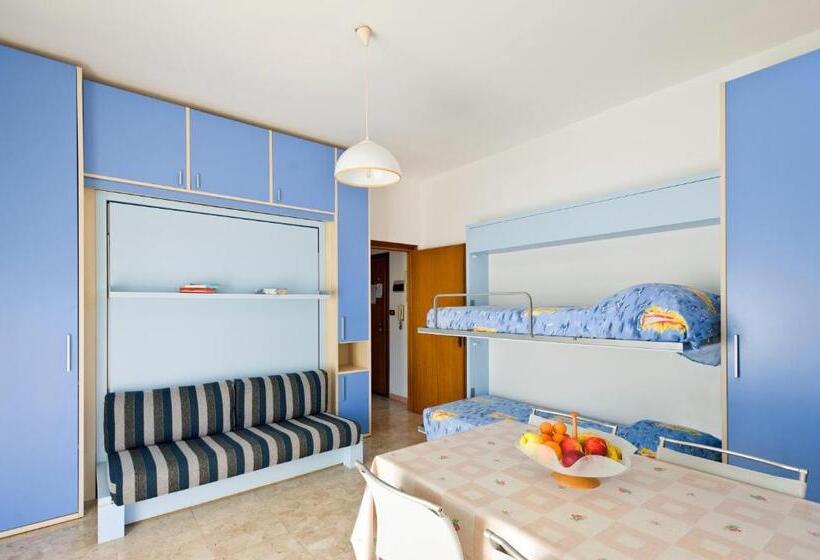 استودیو استاندارد با بالکن, Residence Riviera