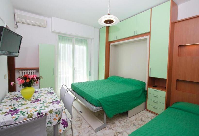 استودیو استاندارد با بالکن, Residence Riviera