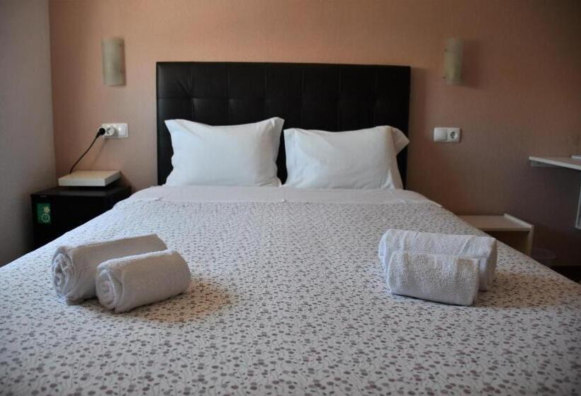 스탠다드 룸, Alojamentos Vitinho   Vila Nova Milfontes