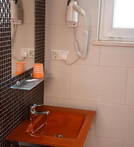 스탠다드 트리플 룸 테라스, Alojamentos Vitinho   Vila Nova Milfontes