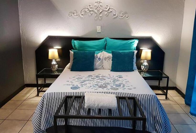 غرفة عائلية, Siesta Guest House