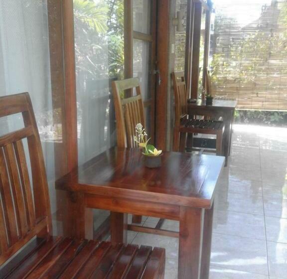 غرفة قياسية مطلّة علي الحديقة, Toke Menjangan