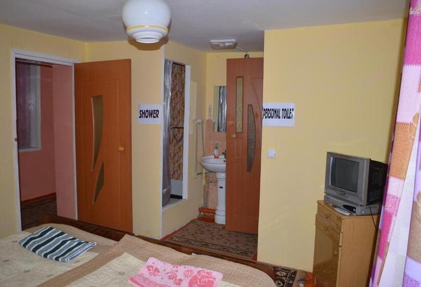 اتاق استاندارد, Guest House On Derbisheva