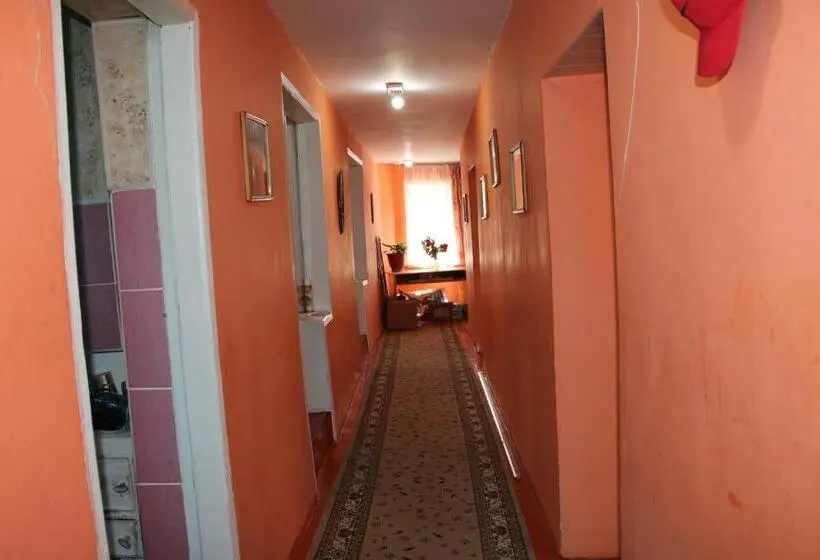 اتاق استاندارد چهار تخته, Guest House On Derbisheva