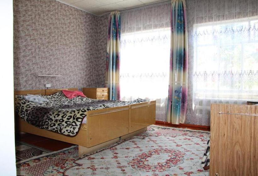 اتاق استاندارد سه نفره, Guest House On Derbisheva