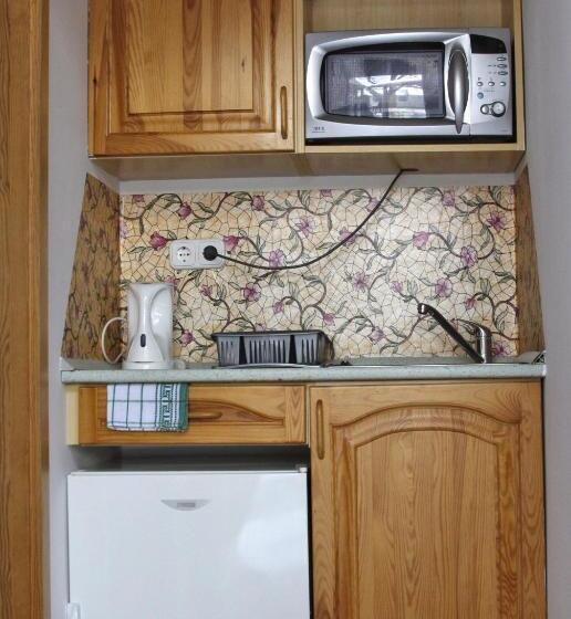 标准工作室, Guesthouse Kohári