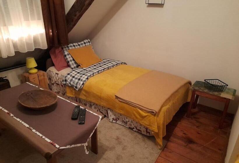 اتاق دوبلکس, Sibirska Central