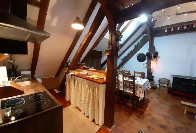 آپارتمان 2 خوابه, Sibirska Central