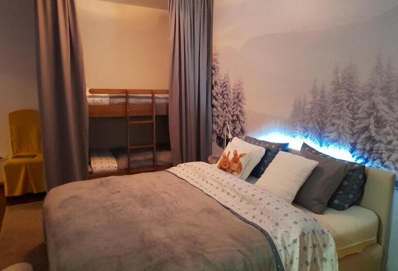 استودیوی استاندارد, Sibirska Central