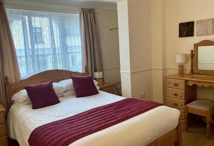 Семейное Студио, Bentley Brook Inn