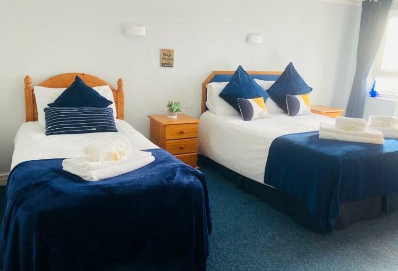 Triple Room Sea View, The Yacht Inn