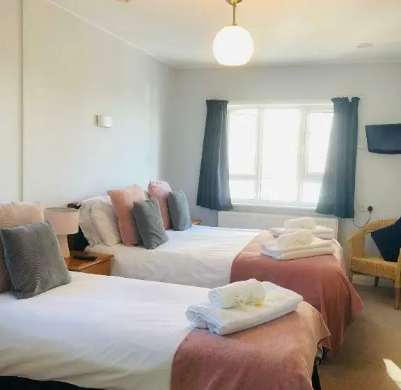 Triple Room Sea View, The Yacht Inn