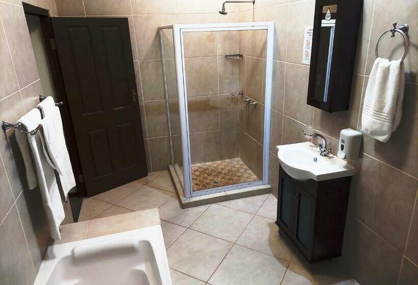 اتاق لوکس, 26 On Chamberlain Guest House