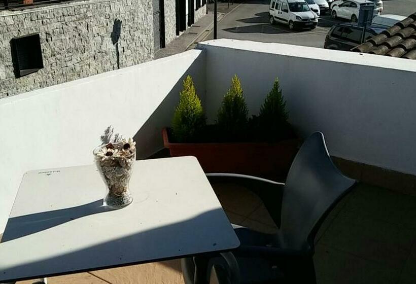 Номер Стандарт с Террасой, Hostal Ekaitza