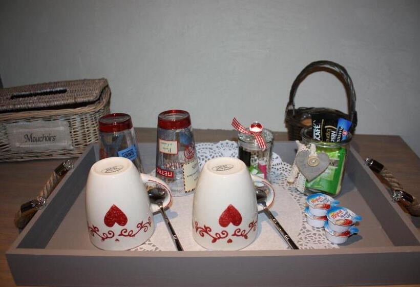 标准间, Les Songes D Héléna