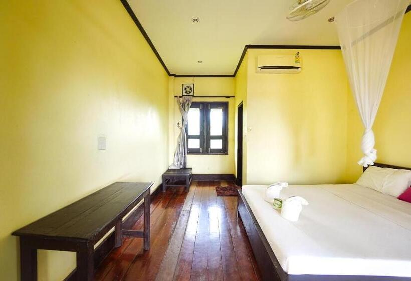 스탠다드 발코니 룸, Mr Tho S Bungalows