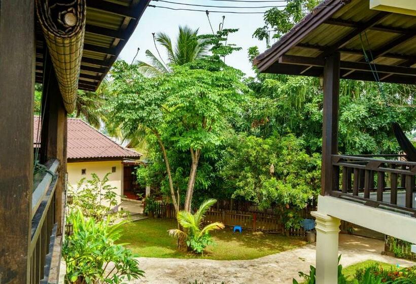 스탠다드 발코니 룸, Mr Tho S Bungalows