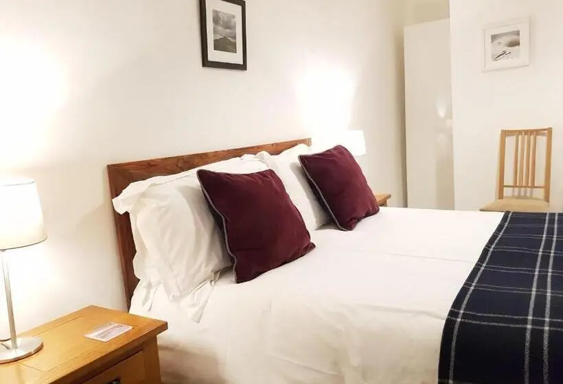 キングサイズベッドのスタンダードルーム, Ty Helyg Guest House