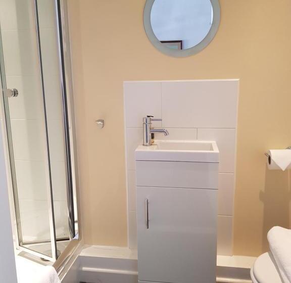 Номер Стандарт, Ty Helyg Guest House