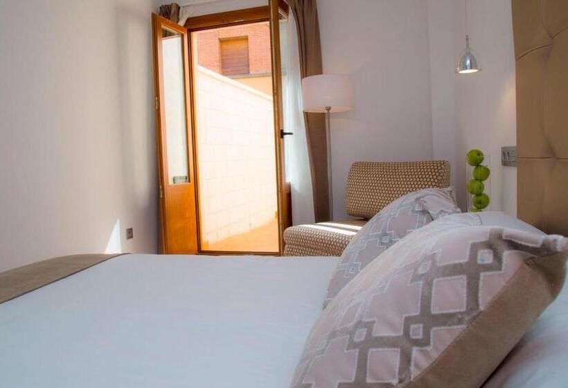 اتاق استاندارد با تراس, Hab Urban Hostel