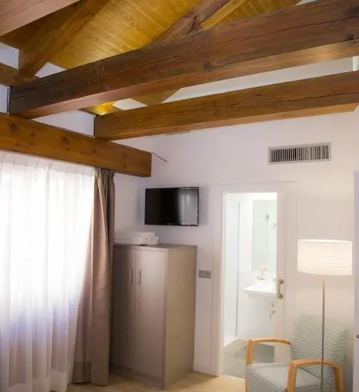 スーペリアールーム, Hab Urban Hostel