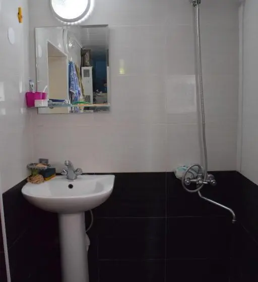 اتاق استاندارد, Medico And Suliko Guest House