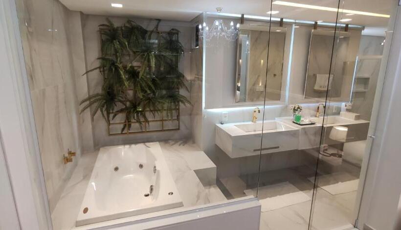 סוויטה, Vó Ita