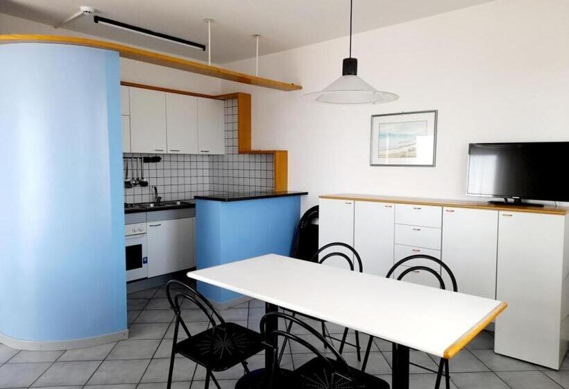 شقة غرفة واحدة مطلة على البحر, Residence Le Palme