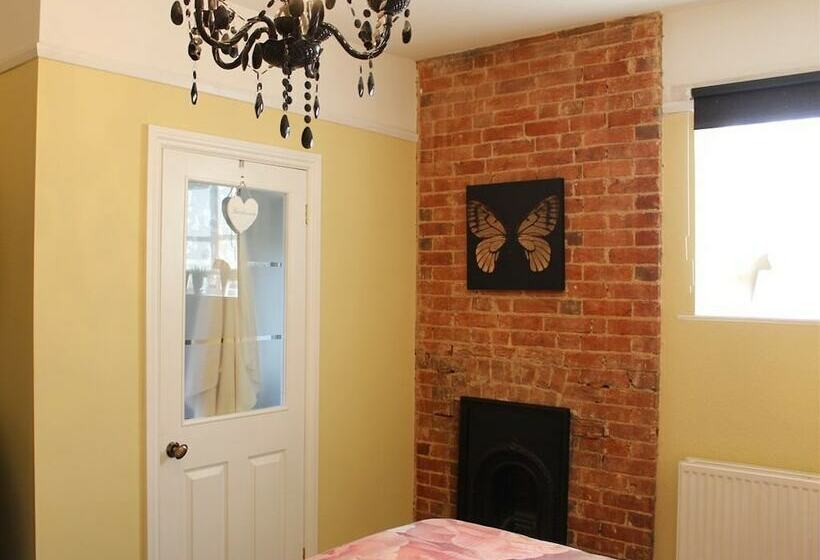 غرفة ديلوكس, The Railway Inn Westerfield