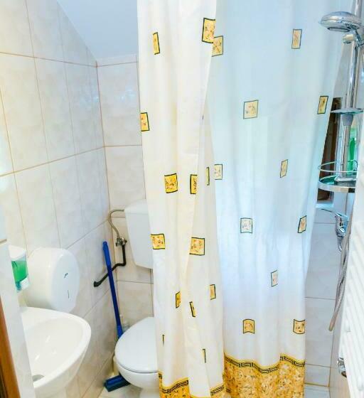 Cameră Standard, Casa Gherman