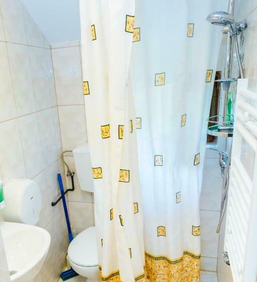 Cameră Standard, Casa Gherman