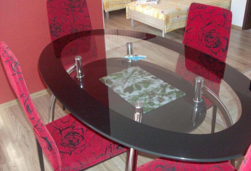 침실 2개 아파트, Guest House Nedelchevi