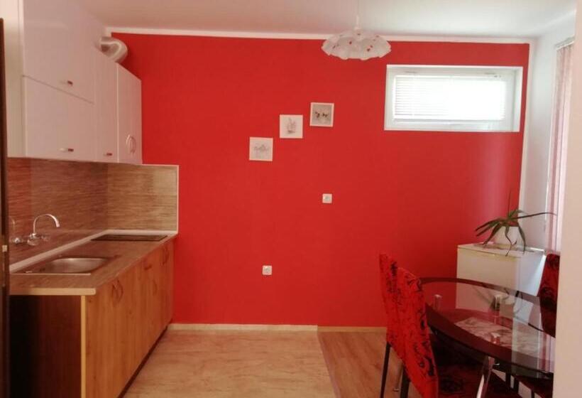 침실 2개 아파트, Guest House Nedelchevi