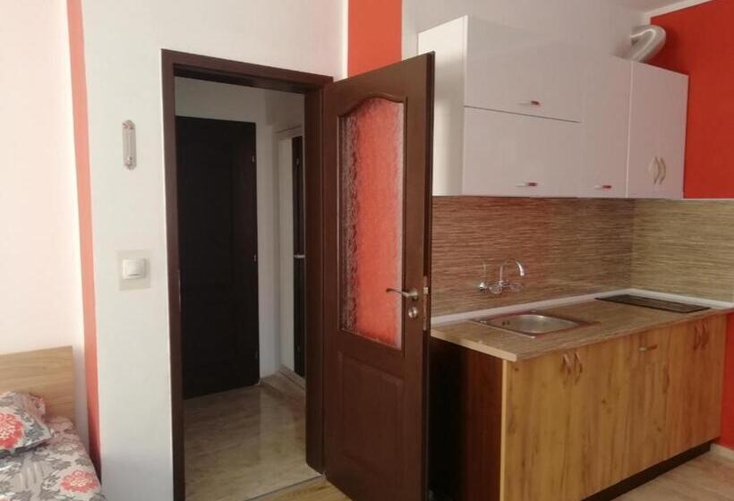 침실 2개 아파트, Guest House Nedelchevi